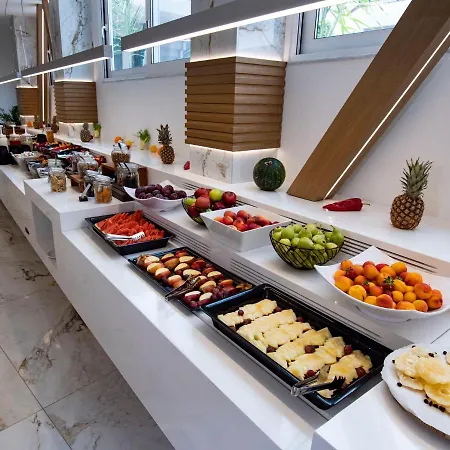 Elmi Hotel&suites Hotel