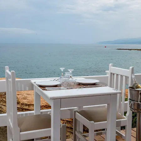 Elmi Hotel&suites Hotel